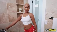 Reproducir Culo grueso Daphne se pone hardcore con la gran polla de Stepbro