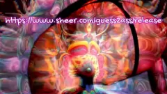 Abspielen Psychedelische Beats und verführerischer asiatischer Arsch