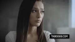 Jouer Brunette teen slut jaye estati in intenso hardcore trio