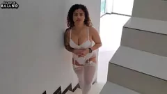 Jouer Striptease amatoriale di sexy ragazza Eliane Furacao, non ne ha mai abbastanza di sesso interrazziale caldo