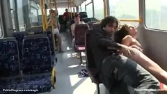 Jouer Euro Babe si presenta al dominio BDSM su autobus pubblico